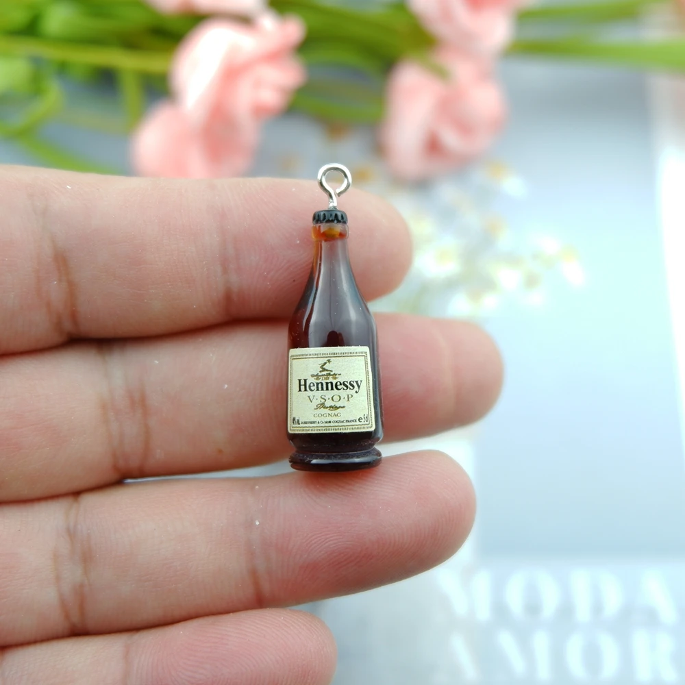 Подвески в виде спиртовых напитков для изготовления ювелирных изделий