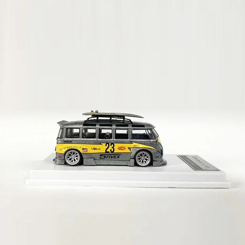 Игрушечная модель автомобиля LMLF 1:64 автобус T1 Kombi широкий корпус литый под
