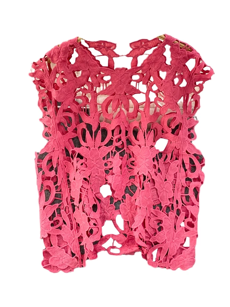 

VANOVICH Summer 2023 New Beach Style Hollow Out Designed Vintage Fashion Temperament Embroidered Vest Solid Color Casual Tops