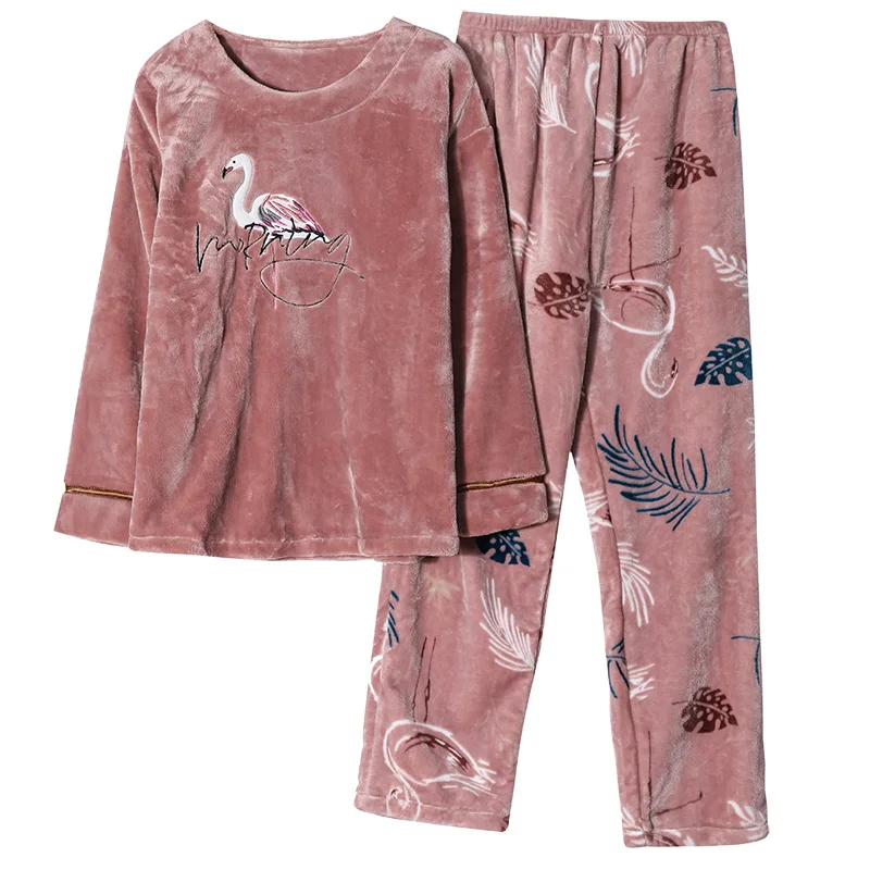 Pajamas Women Autumn and Winter Coral Fleece Set Middle-Aged Cute Casual Version Loose Mom Flannel Homewear