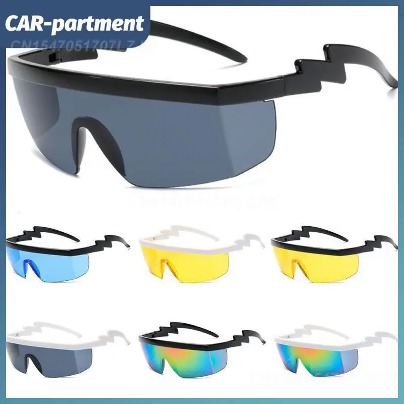 

Солнцезащитные очки с полумаской, солнцезащитные очки с неподвижной изогнутой оправой, спортивные солнцезащитные очки, крупные солнцезащи...