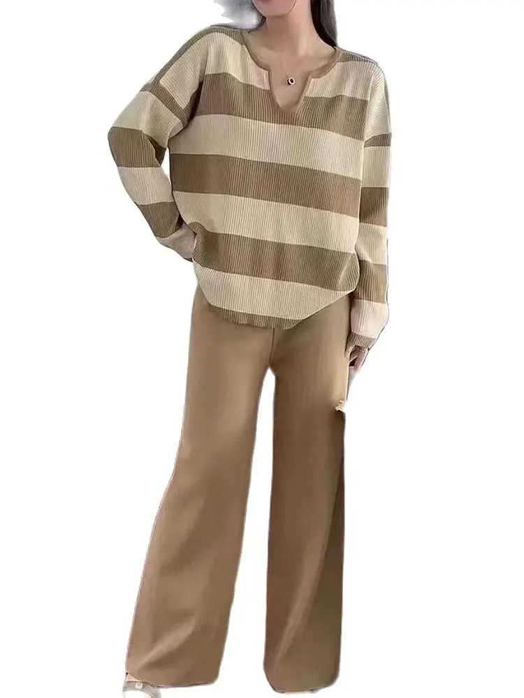 Повседневный вязаный пуловер в полоску с V-образным вырезом + свободные широкие