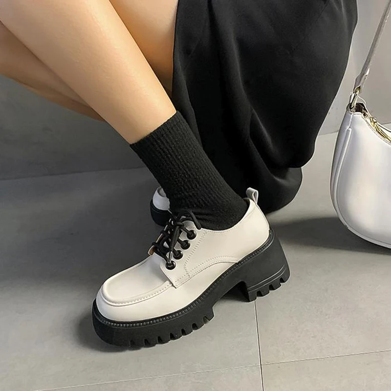 Women Platform Shoes Fashionable and Breathable Genuine Leather Sneakers British Style Leather Casual Frenulum Ladies Shoes