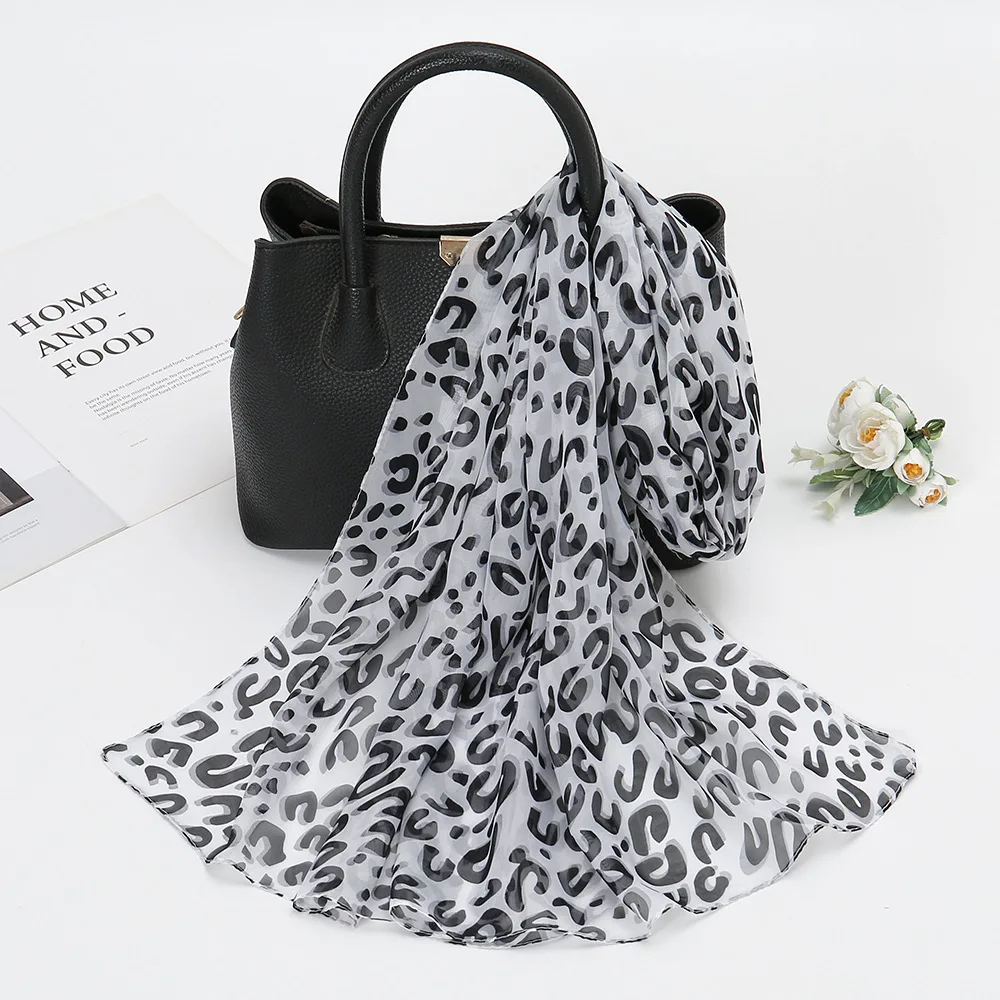 

150x50cm Retro Leopard Print Chiffon Silk Scarf Women Versatile Sunscreen Shawl Ladies Girls Neck Warmer Decorative Muffler