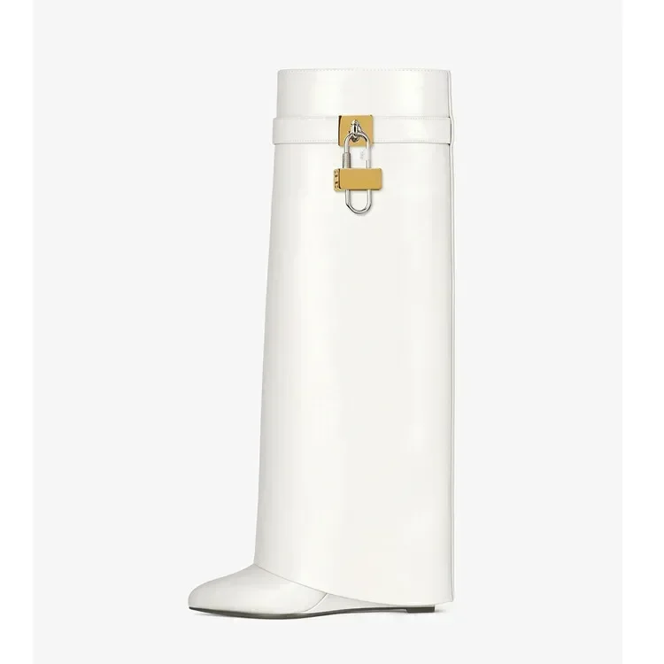 Новые женские сапоги до колена на высоком каблуке толстой подошве модные Shark с