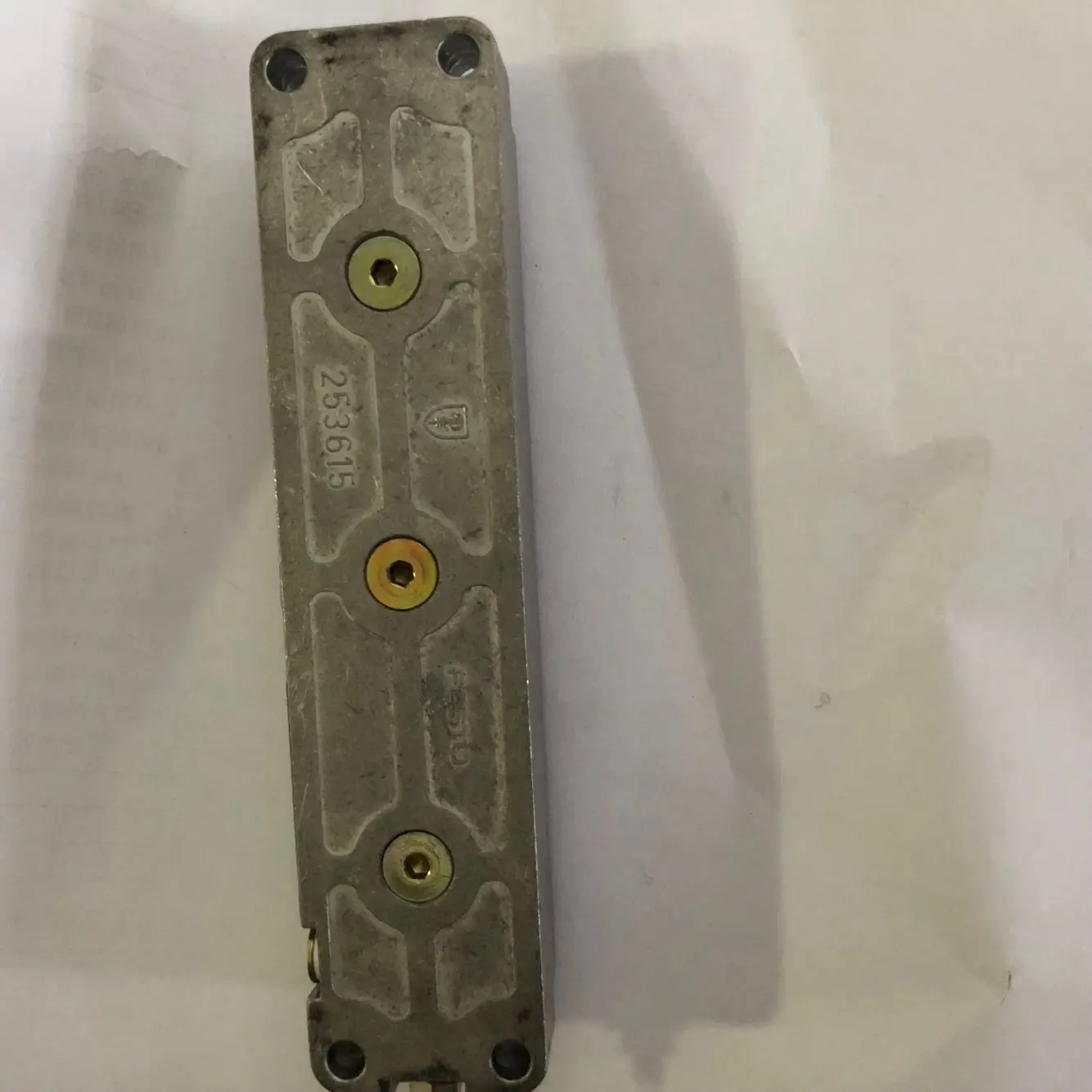 Зажимной цилиндр диафрагменного типа FESTO EV-15/40-4 13289 EV-15/63-4 13290 EV-20/75-5 13291 EV-20/120-5 13292