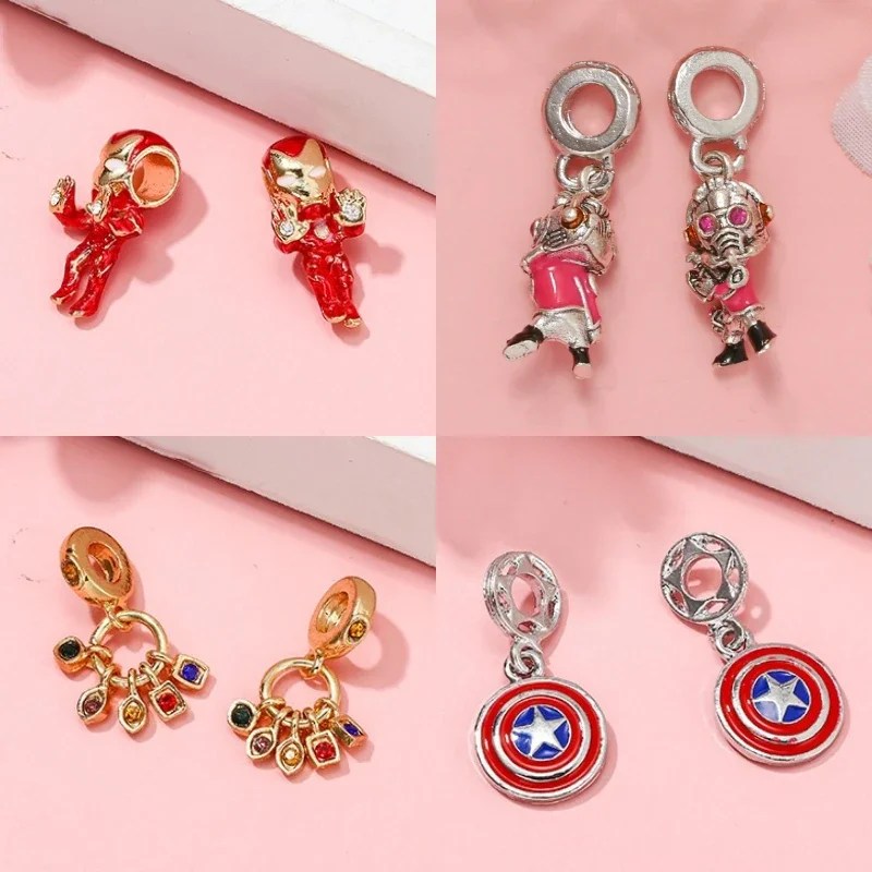 Подвеска в виде человека-паука