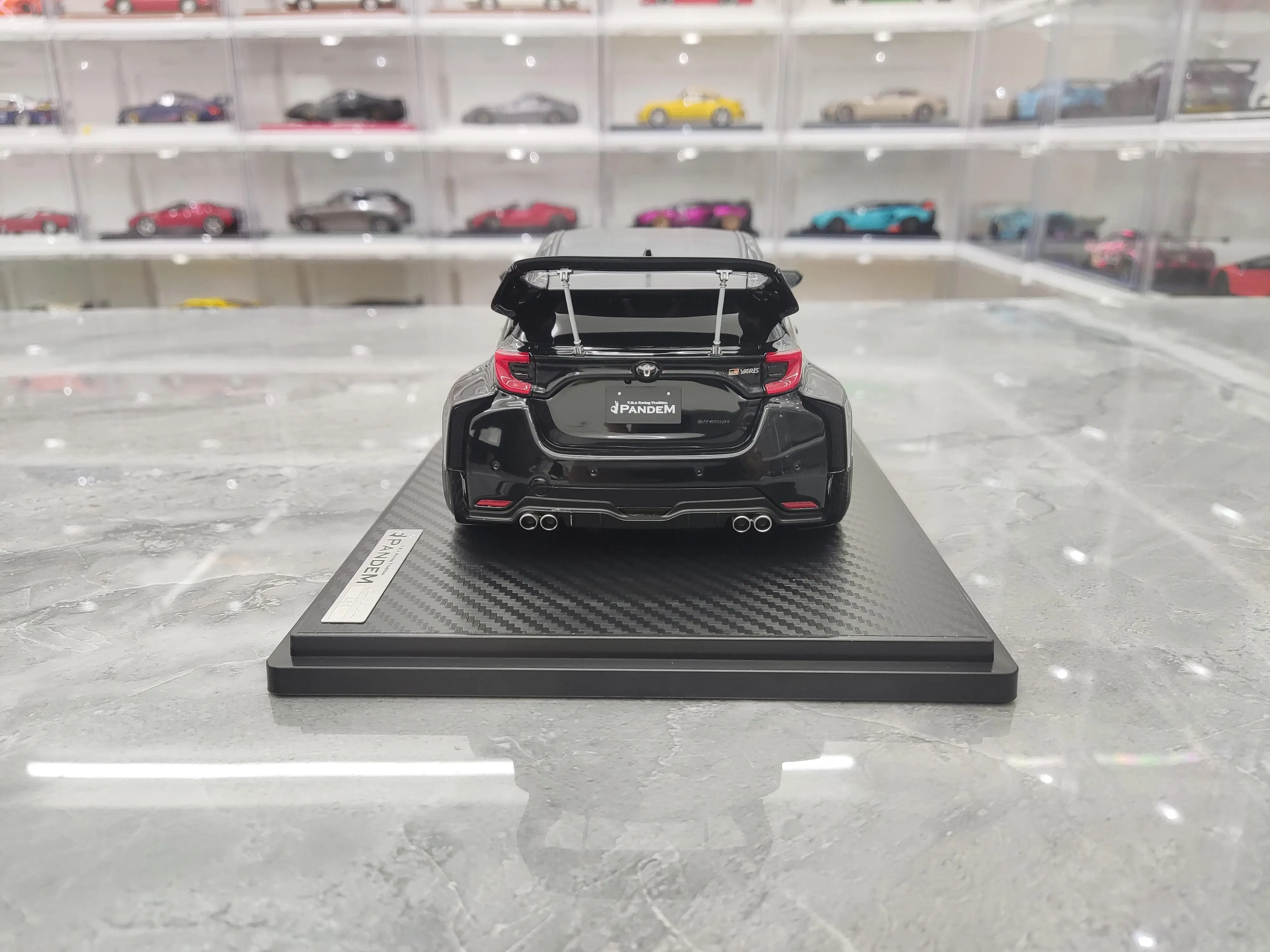 IG 1/18 для Toyot Yaris GR 4BA PANDEM Модифицированная ракета кролик искусственная коллекция