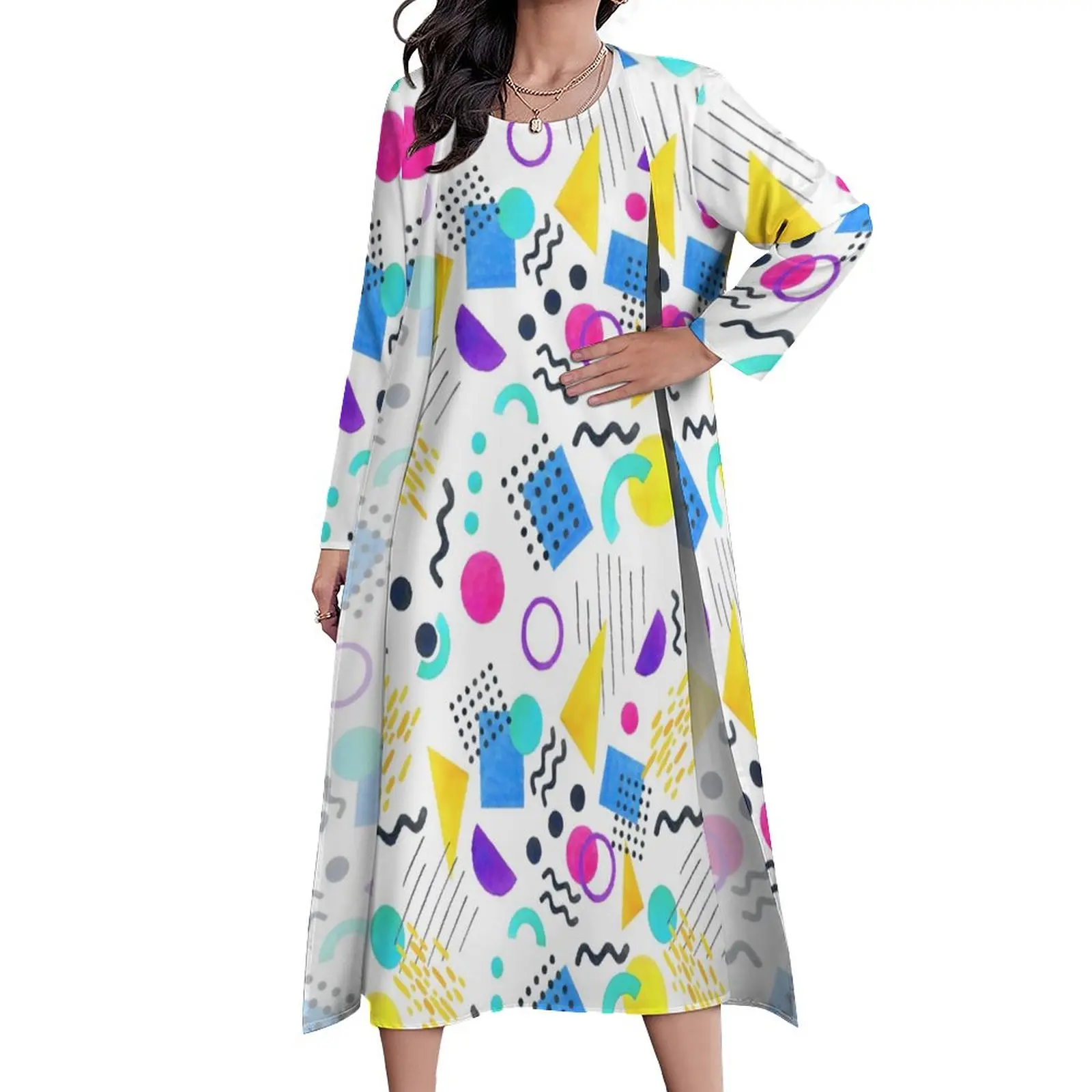 

Платье-макси с длинным рукавом, геометрической формы