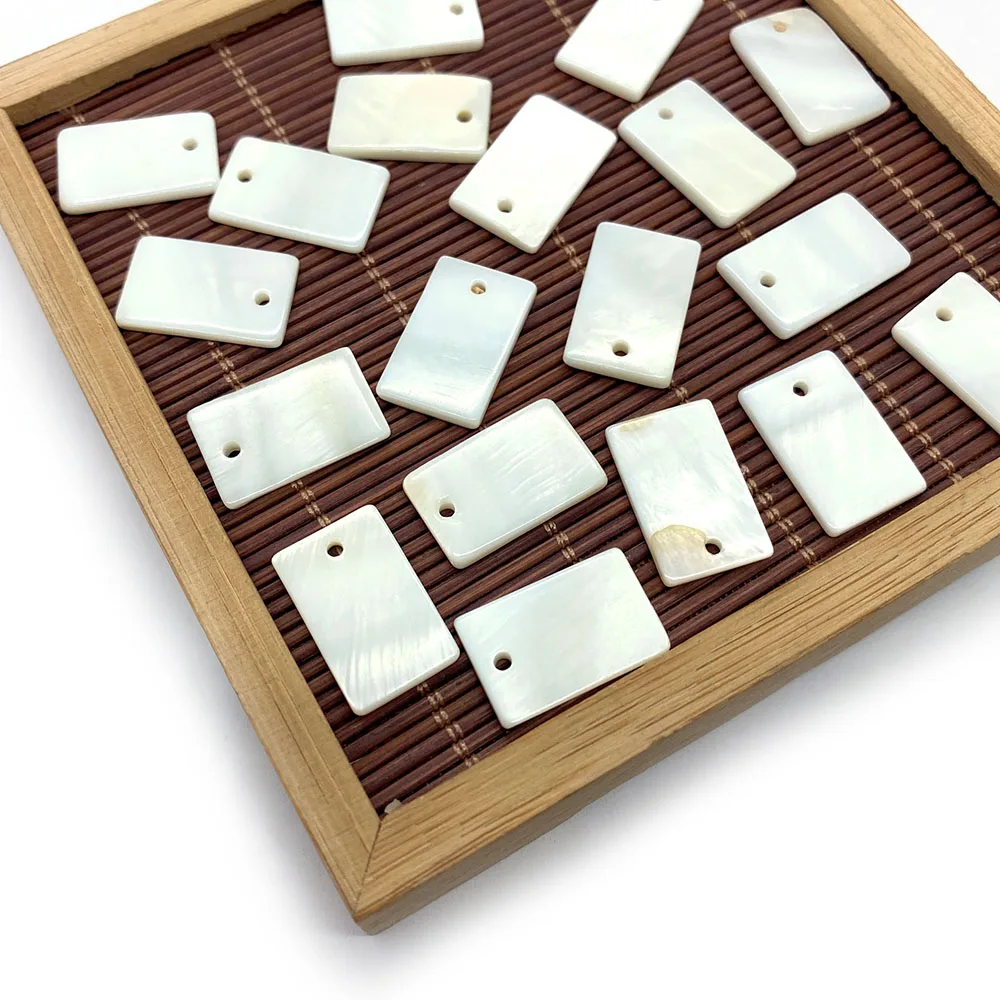 

10pcs Natural Shell Pendant Small Mother of Pearl Necklace Bracelet Jewelry Making DIY Charm Women Earring Accessories 12x18mm