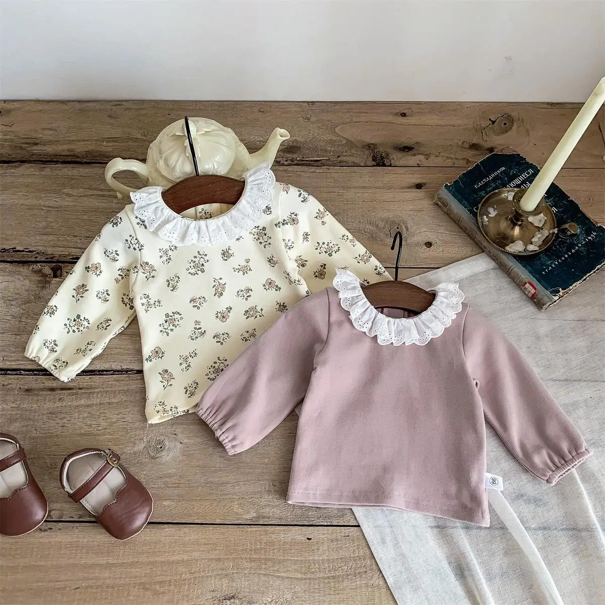 Spring and Autumn New Style Baby Girl Clothes Floral Long Sleeve Top Children's lace Round Neck T-shirt Khaki Baby Clothes 0-2Y