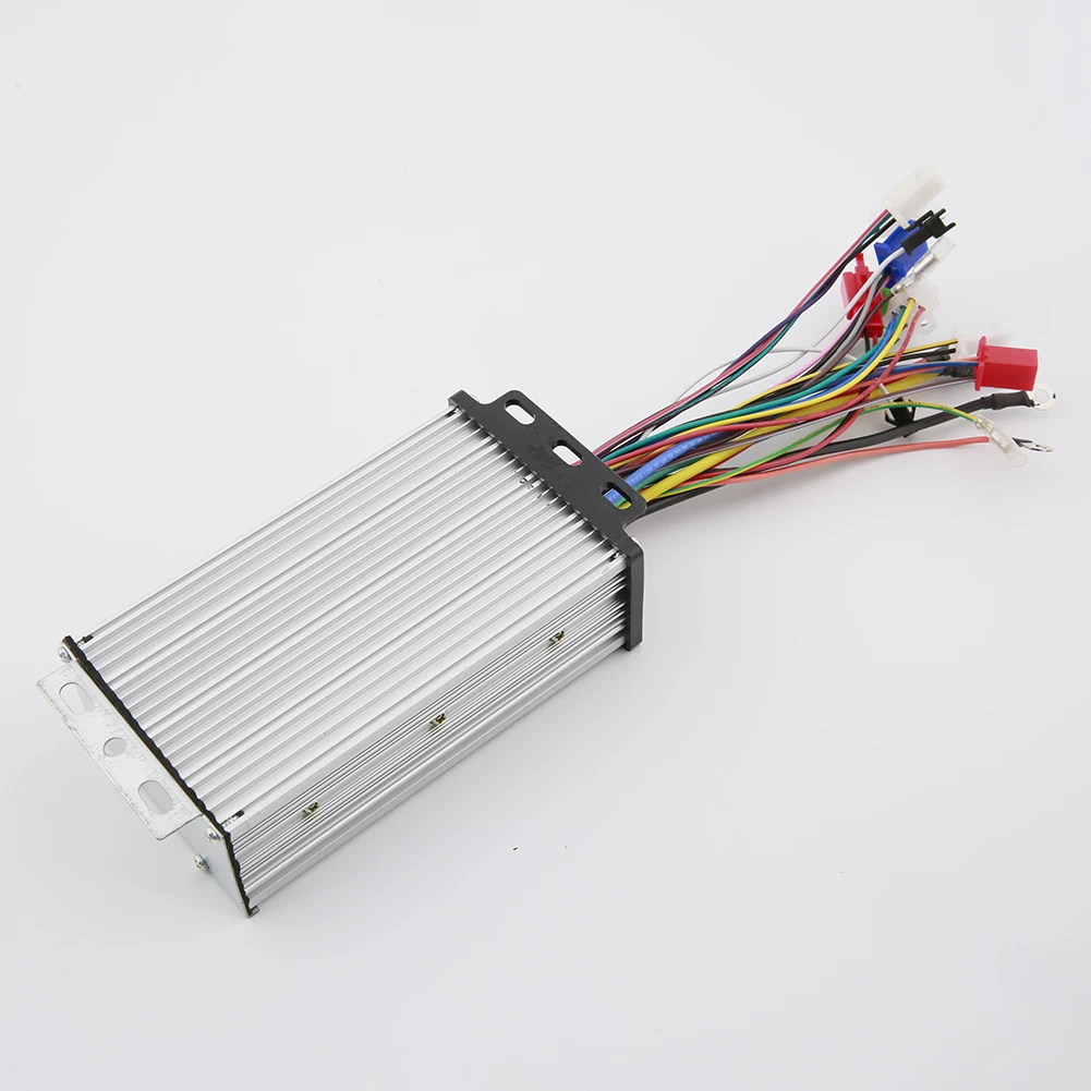 

Бесщеточный двигатель 24V36V48V52V60V500W600800W Dual Mode Two-three-колесный контроллер электромобиля аксессуары для электровелосипеда