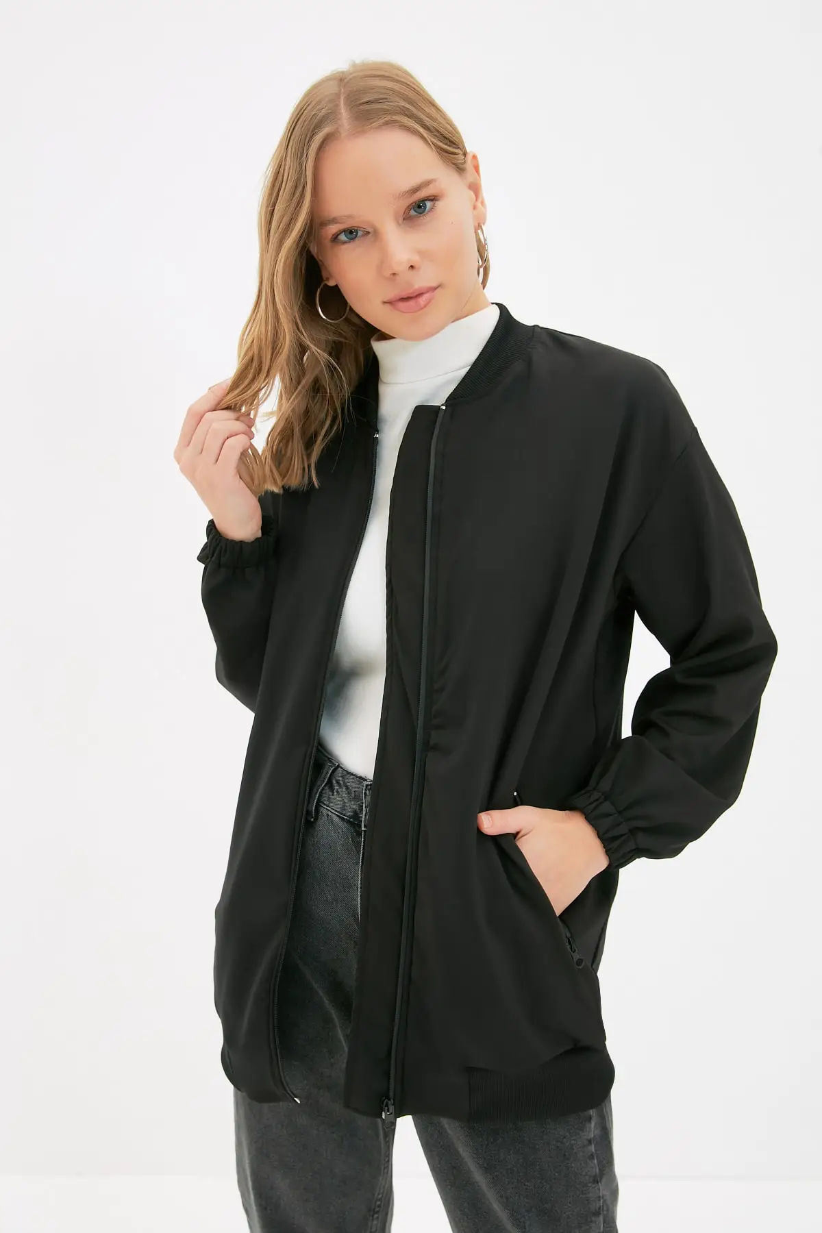 

Trendyol Bomber Knitted Coat TCTAW22CK0024