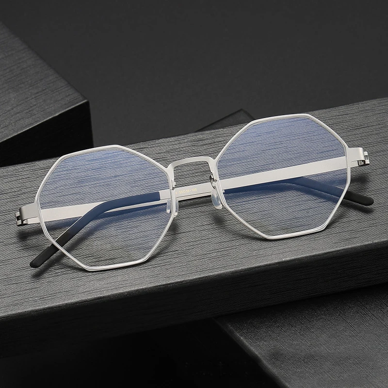 Новинка 2024 оправа для очков из чистого титана многогранная мужчин и женщин