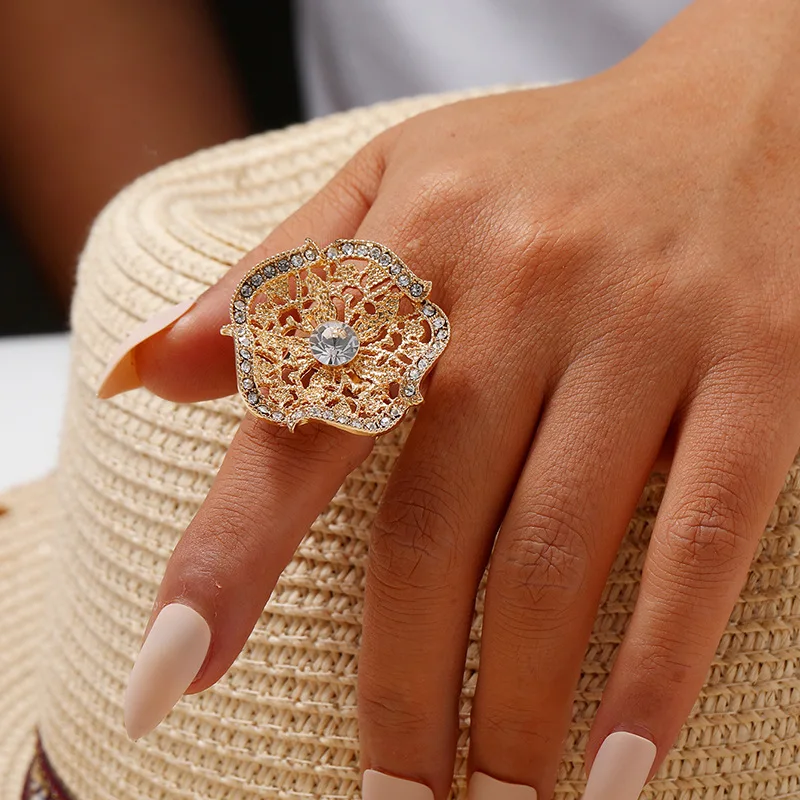 

Exaggerated Gold Flower Rings for Women Boho Adjustable Crystal Open Finger Flower Ring anillos Aesthetic Party Jewelry Gift
