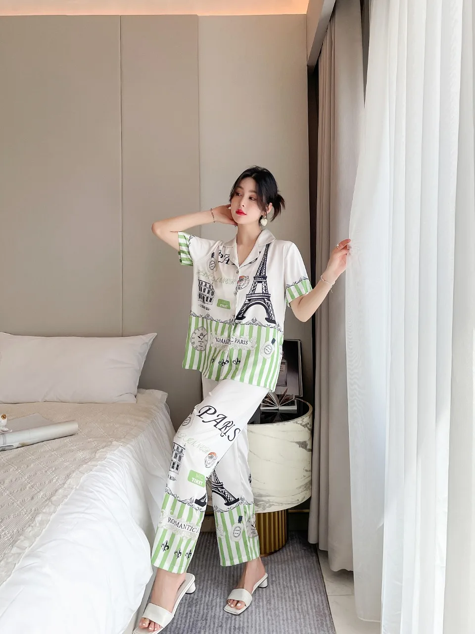 [Women's pajamas] [high-quality]2022 Summer New Ice Silk Pajamas Women Can Wear Thin Imitation Silk Home Furnishes Externally