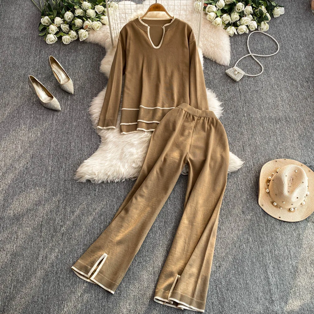 Женский корейский трикотаж нестандартной формы свитер + широкие брюки с разрезом