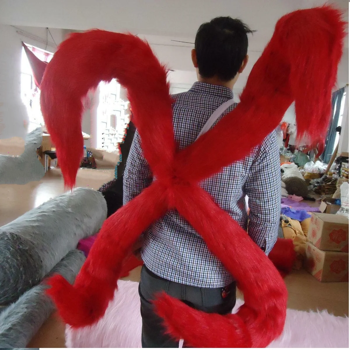 

Аниме Токийский Гуль ре канеки Кен косплей реквизит костюм плюшевый хвост красный пушистый красный необычный