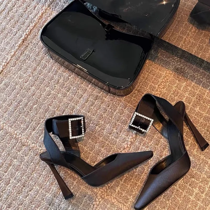 Women's sandals 2023 spring new fashion rhinestone square buckle thin heel bun square head back hollow high heel Roman shoes