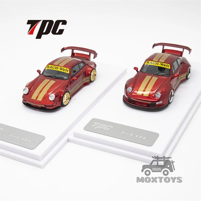 Литая под давлением модель автомобиля TPC 1:64 RWB964/RWB993 Metallic Red Limited500