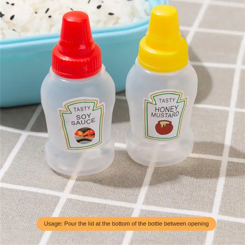 

2/4/5PCS Plastic Condiment Squeeze Bottle Convenient Portable Salad Container Covered Multifunctional