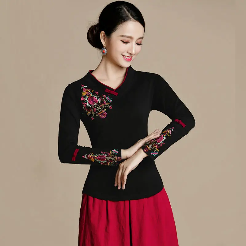 

Casual t shirt female 2023 ethnic women long-sleeved V-neck bottoming shirt embroidered T-shirt dancing Chinese t shirt woman