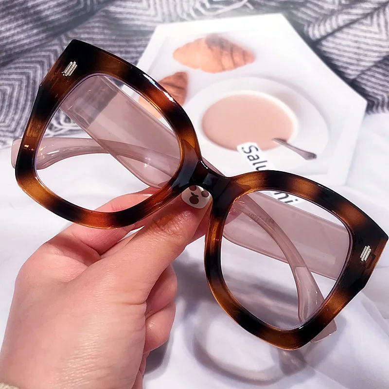 

Очки женские компьютерные большого размера с защитой от сисветильник света