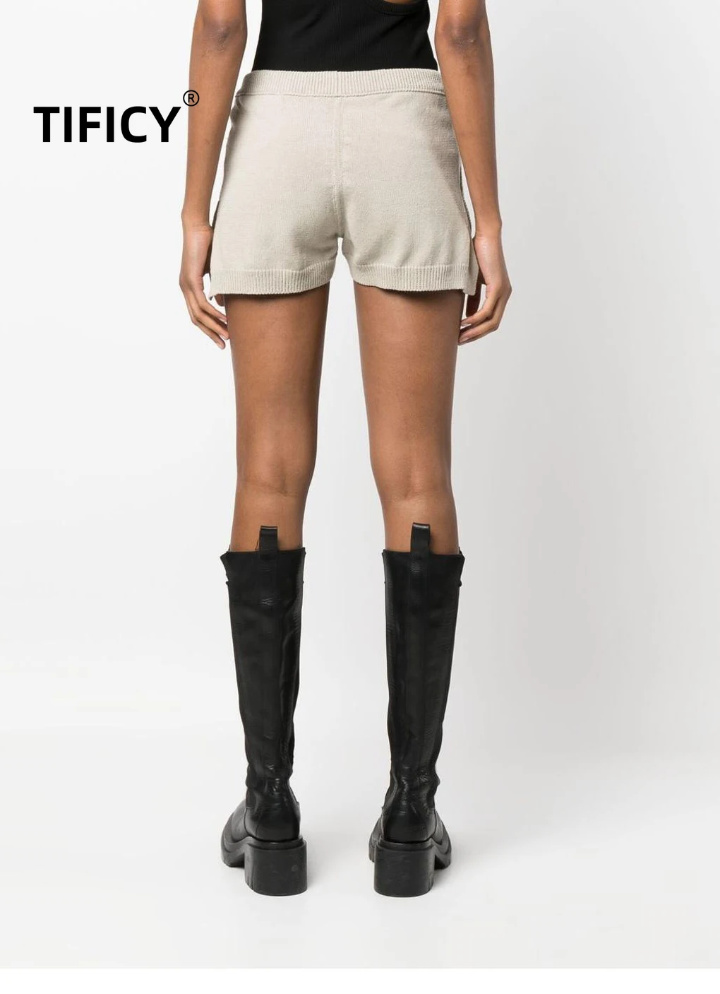 Женские трикотажные шорты в рубчик Dark RO удобные шерстяные повседневные черного и