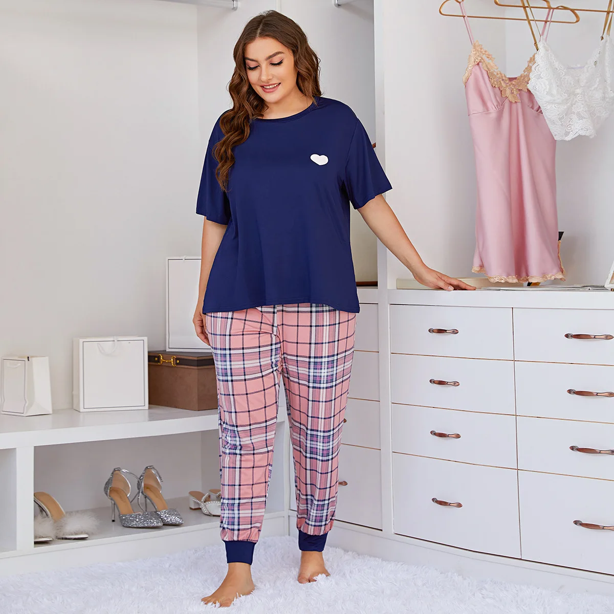 

New Product Love Printing Fat Female Home Pyjamas Round Neck T-shirt Plaid Trousers 2 Piece Women's Plus Size Sleepwear