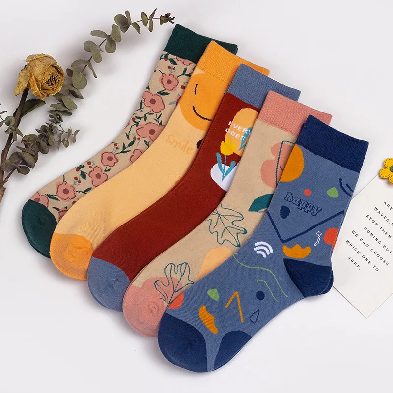 5 Pairs Korea Female Sock New Autumn Winter All-match Fun Casual Art Little Girl Smiley Face Cotton Kawaii Designer Socks Woman