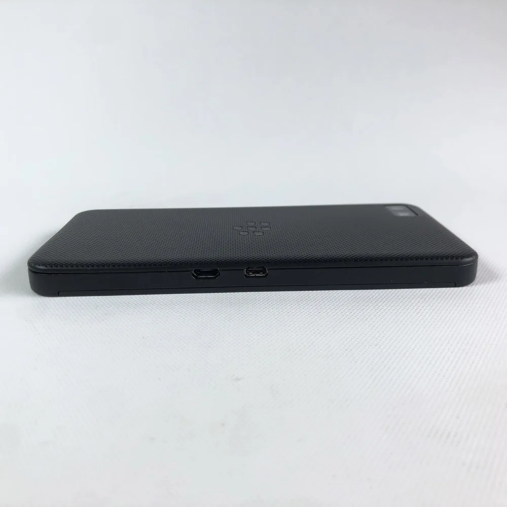 Смартфон Blackberry Z10 2/16ГБ global б/у