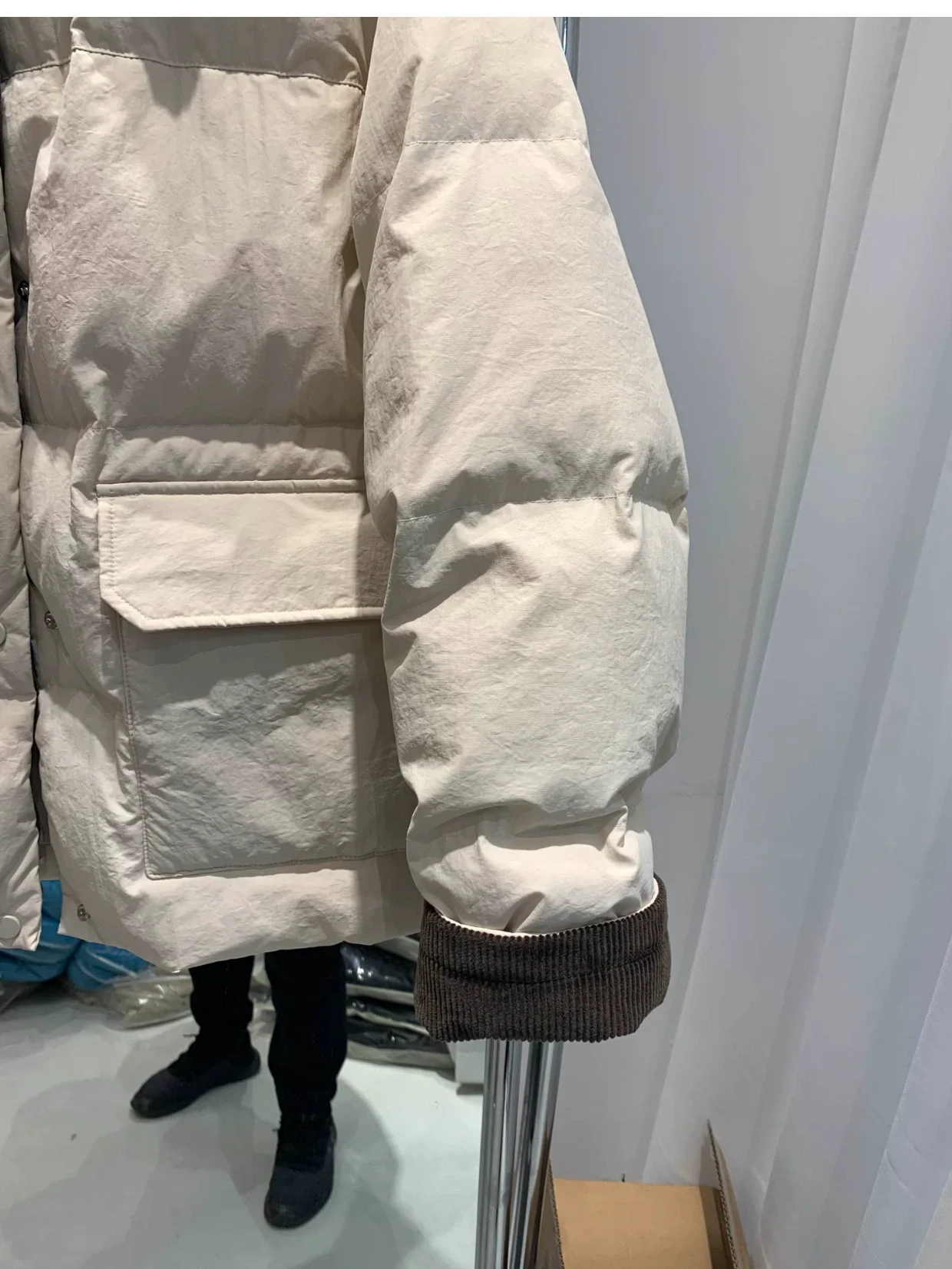 2023 New Corduroy Doll Collar Short Down Jacket Coat, Candy Color Women's Lapel Bread Jacket White Duck Down Coat