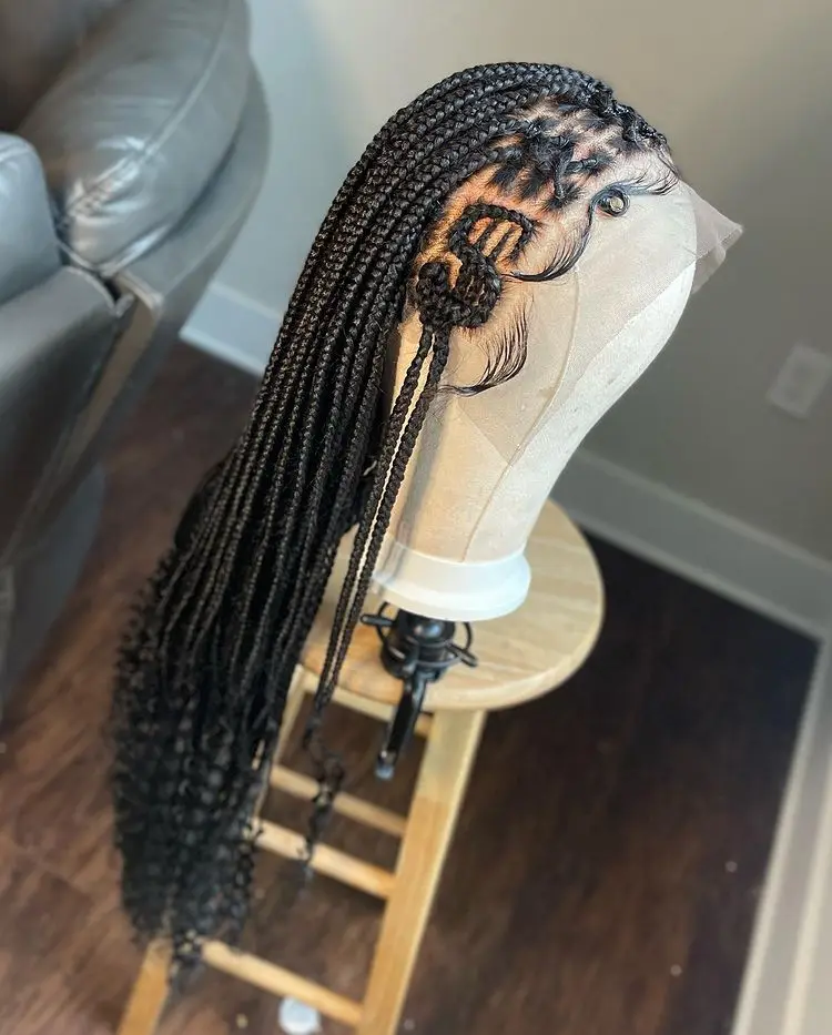 Рисунок 3 - Синтетические длинные плетеные парики