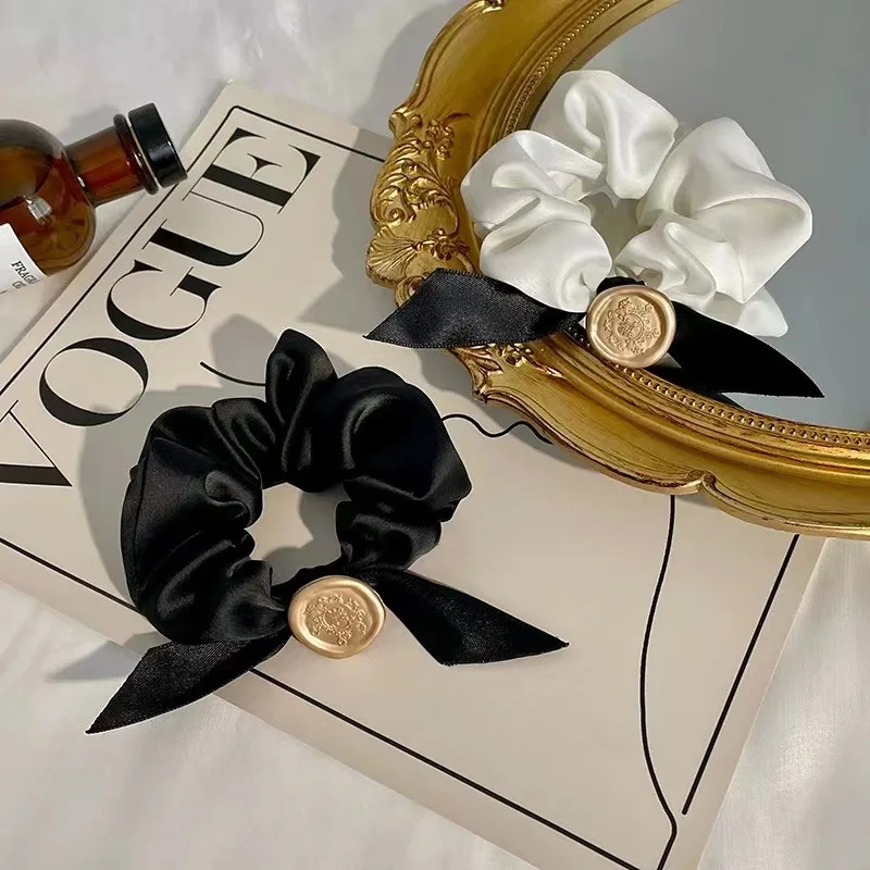 

Korean Version Trend Solid Color Fabric Large Intestine Holiday Party Elegant Head Rope Women's Temperament Hair Accessories