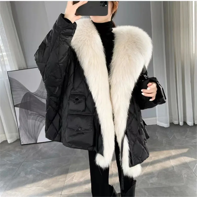 

Новинка 2023, Женское зимнее пальто средней длины из искусственного меха лисы и хлопка с воротником-стойкой, C621