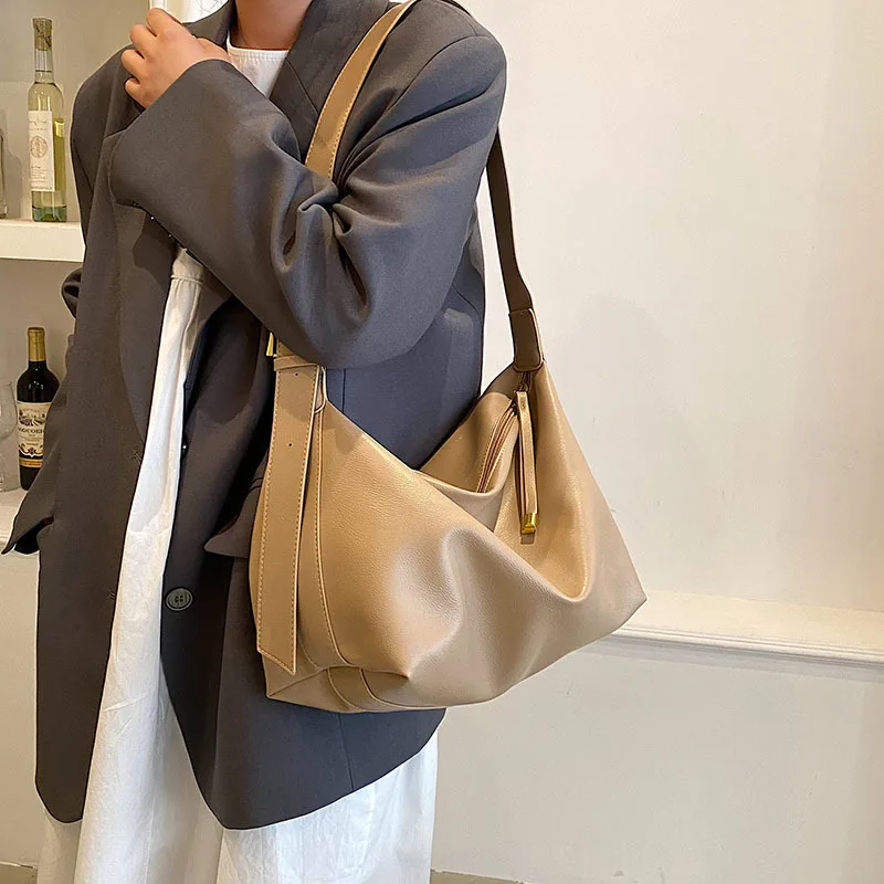 CGCBAG Large Capacity Women's Tote Bag 2023 Fashion Female Messenger Bag High Quality Soft Leather Luxury Designe Handbags