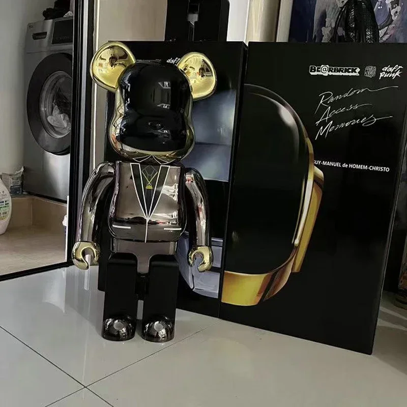 Декоративная статуэтка медведя