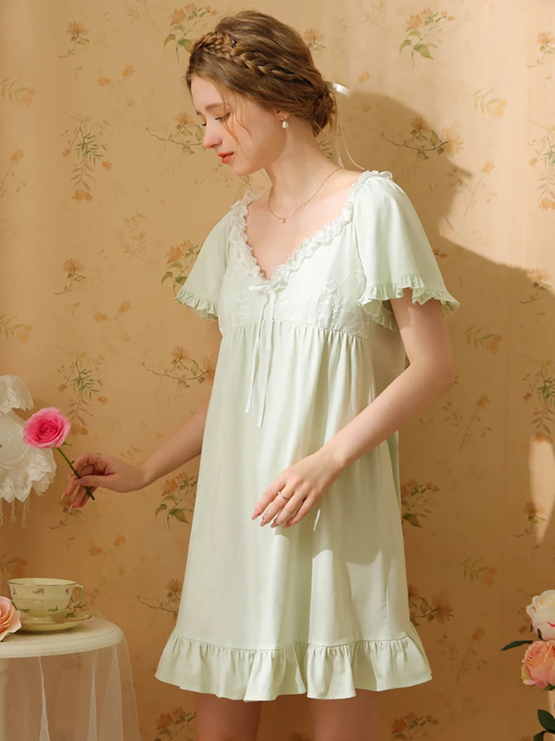 

Women Summer Cotton Nightdress Short Sleeve Ruffles Vintage Princess Victorian Nightgown Sweet Girl Pajama Night Dress Sleepwear