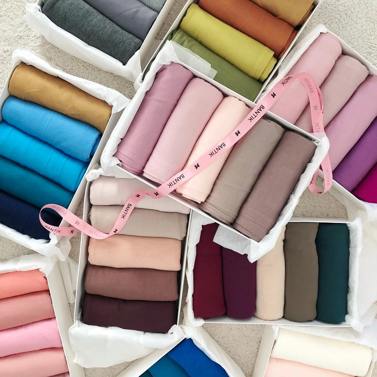 

Malaysia Solid Color Modal Scarf Plain Cotton Bandana Chiffon Instant Hijab Head Wrap Pareo Beah Bufandas Invierno Mujer Foulard