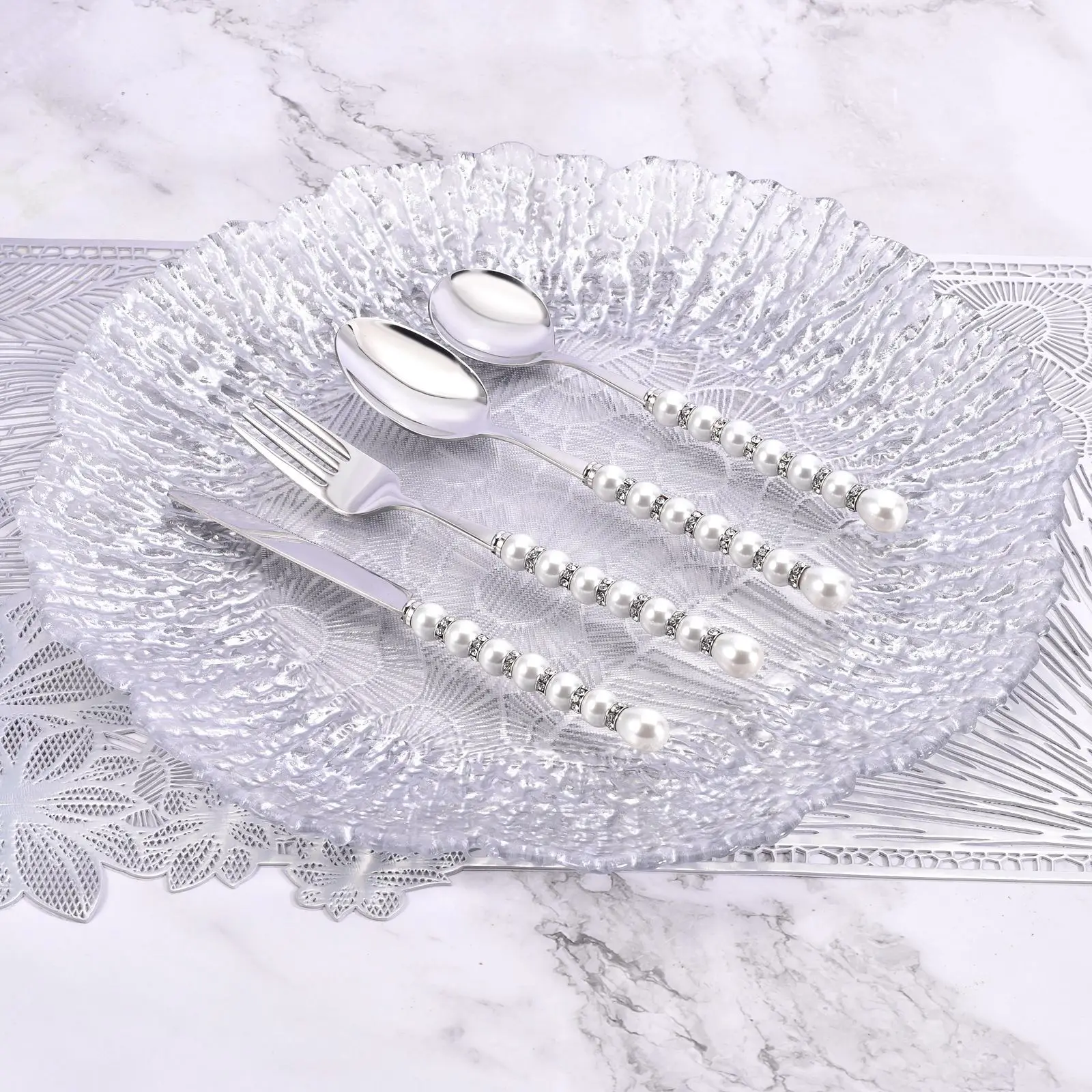

Luxury Pearl Tableware Knife Fork Ice Spoon Four Piece Set 304 Stainless Steel Dessert Spoon Western Steak Cutlery Dining Table