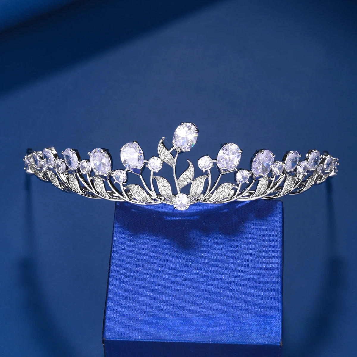 

New Korean Style Natural Flower Bridal Crown Wholesale Baroque Crown Headband Wedding Veil Ornament