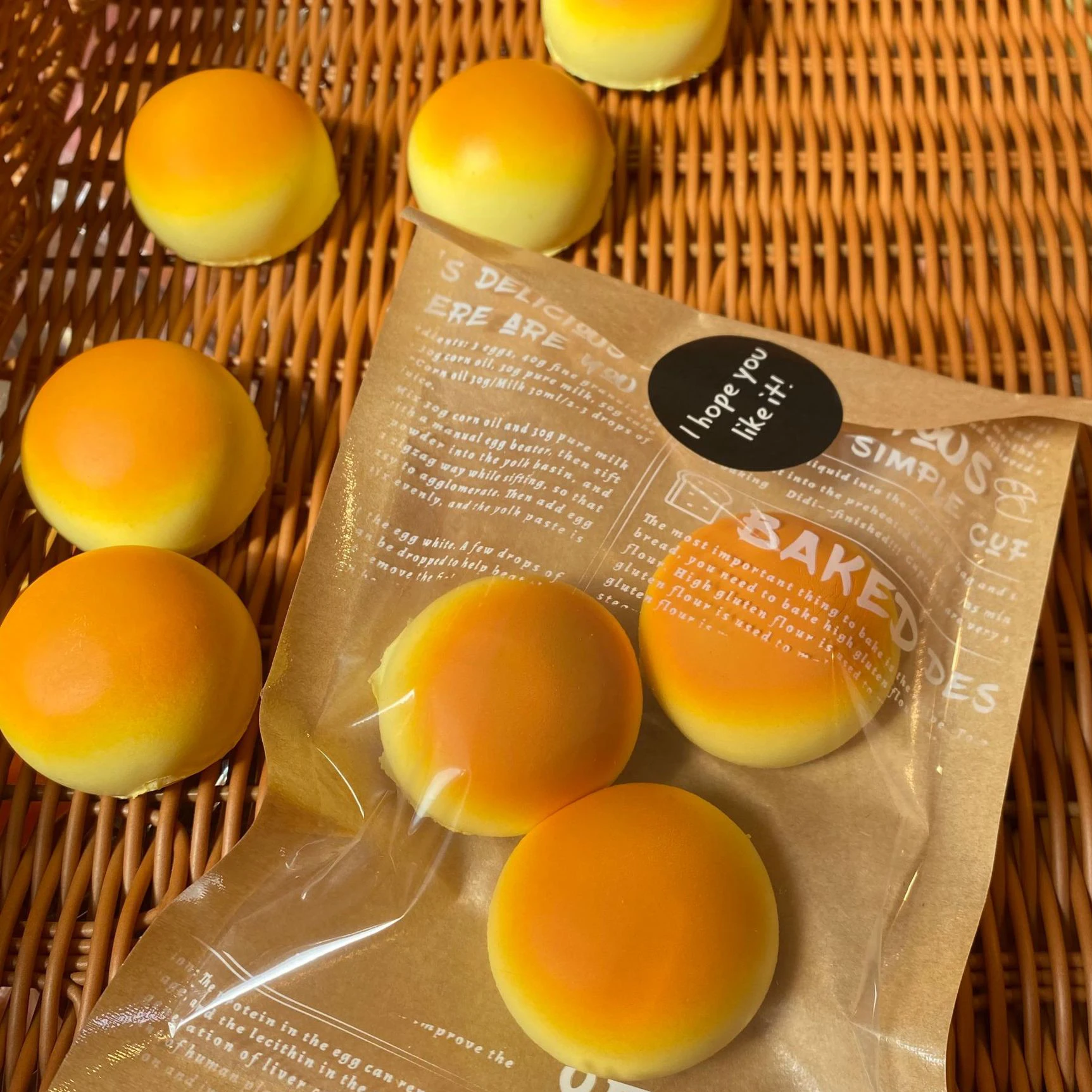 

Squishy Food Bread Bun Creative Kids Fidget Toy Toast Donuts Slow Rising Squeeze Stress Relief Toys Spoof Tease People