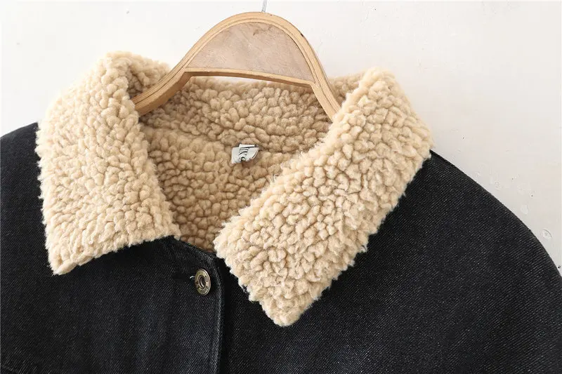 Denim Parkas Women's Winter Asymmetrical Pocket Grinding Lamb Wool Plus Velvet Cotton Coat Women Vintage Denim Short Jacket Coat