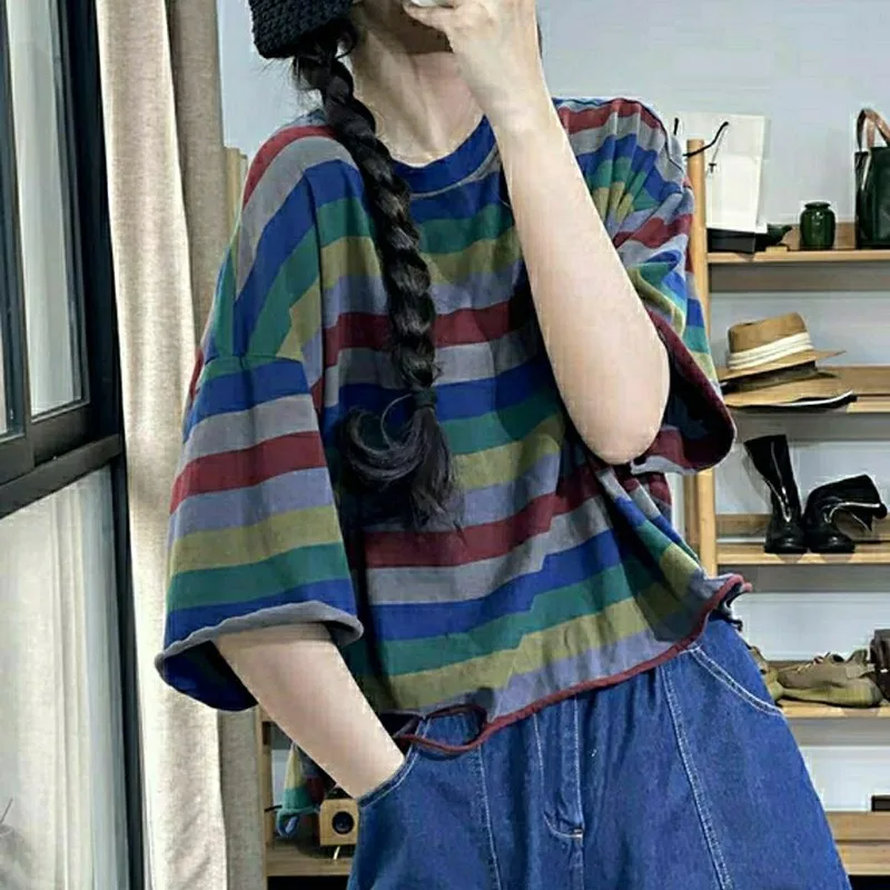 

2022 New Arrival Summer Korean Style Women Casual Loose Short Sleeve O-neck T Shirt Hole Design Cotton Striped T-shirt P574