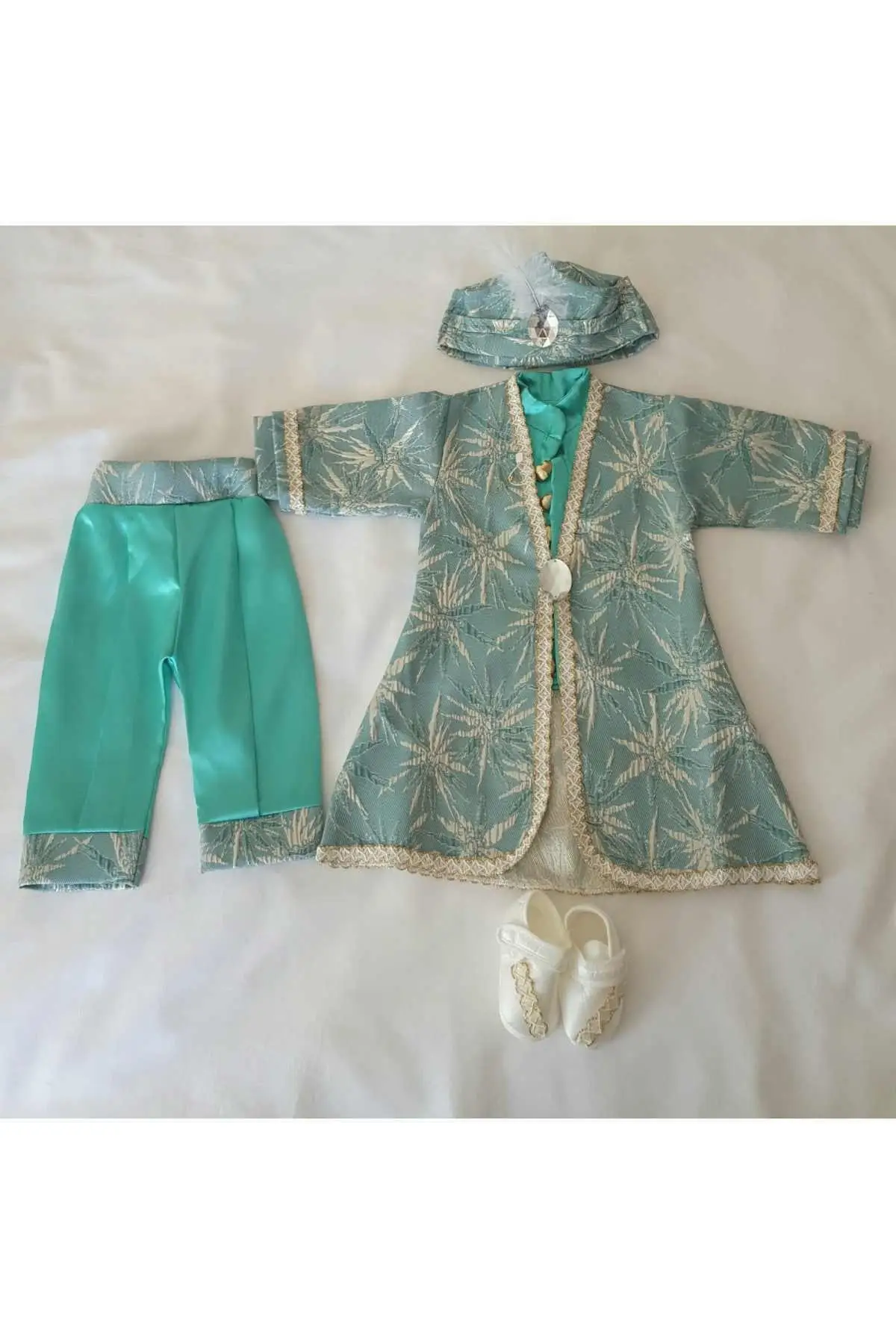 

Male Baby Turquoise Prince Mevlt Team