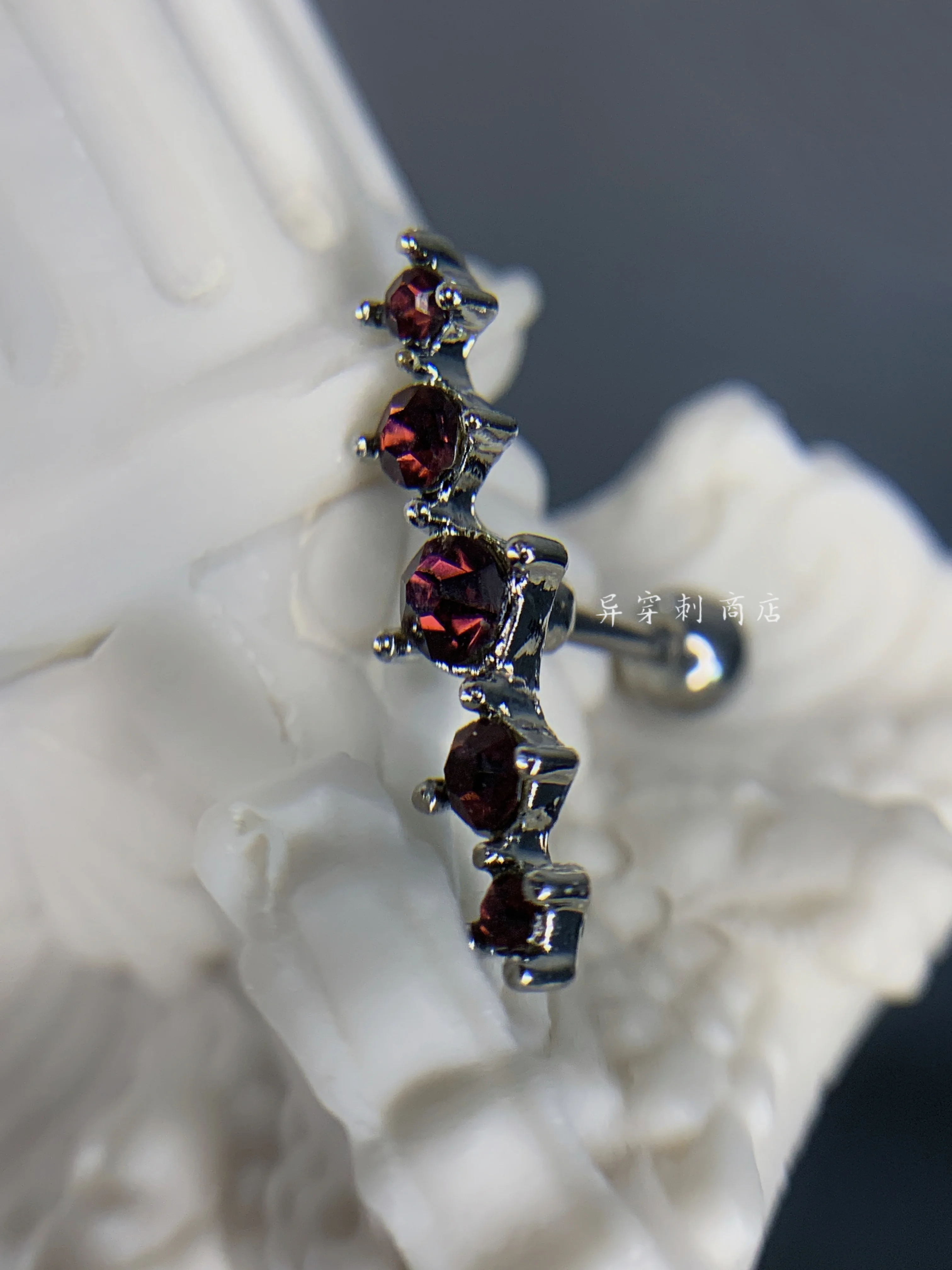 Medical Titanium Steel .2 Thick Diamond Arc Wave Row Super Shiny Anti-Allergy Ear Studs Bone Stud Earrings