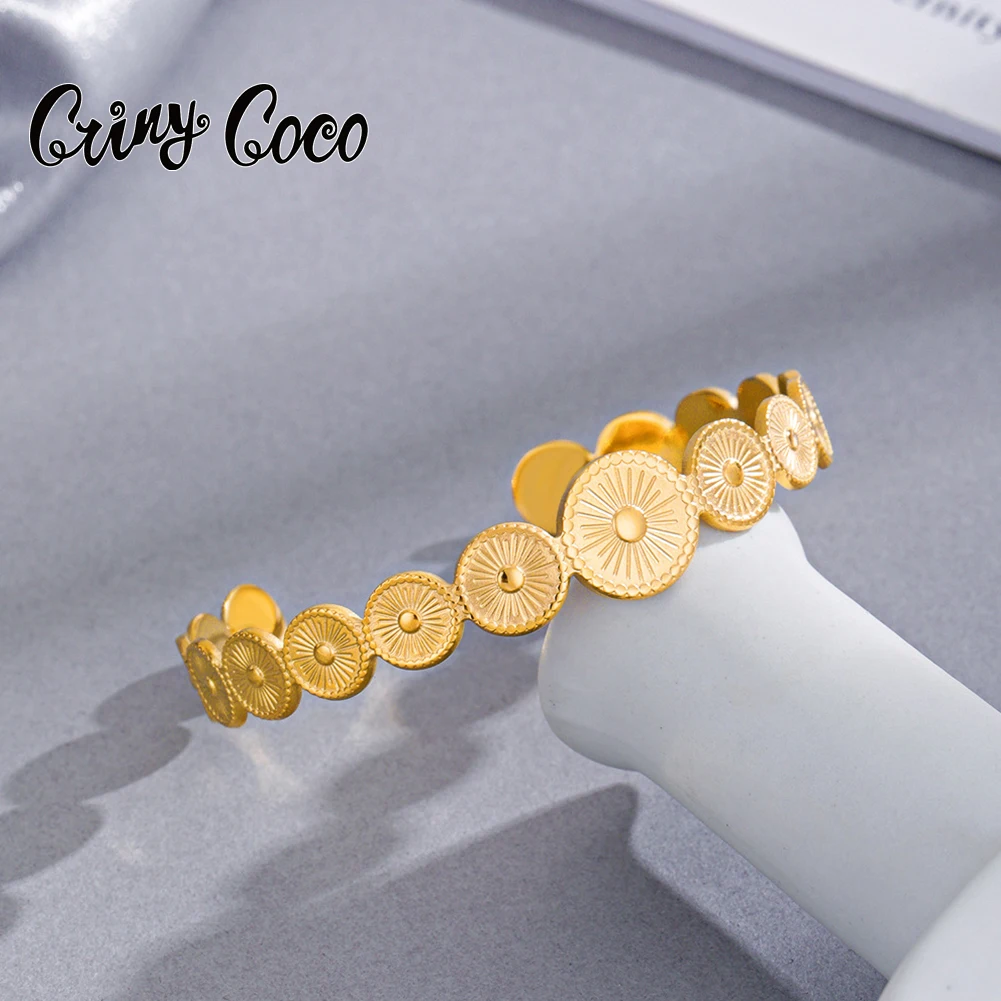 

European American Design Cuff Bracelets Stainless Steel Adjustable Simple Round Bracelet Party Bangles for Woman Girlfriends