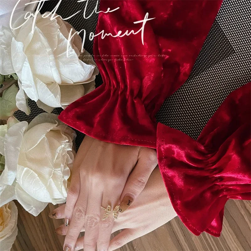 Комплект пижамный женский атласный из 2 предметов красные штаны с длинным