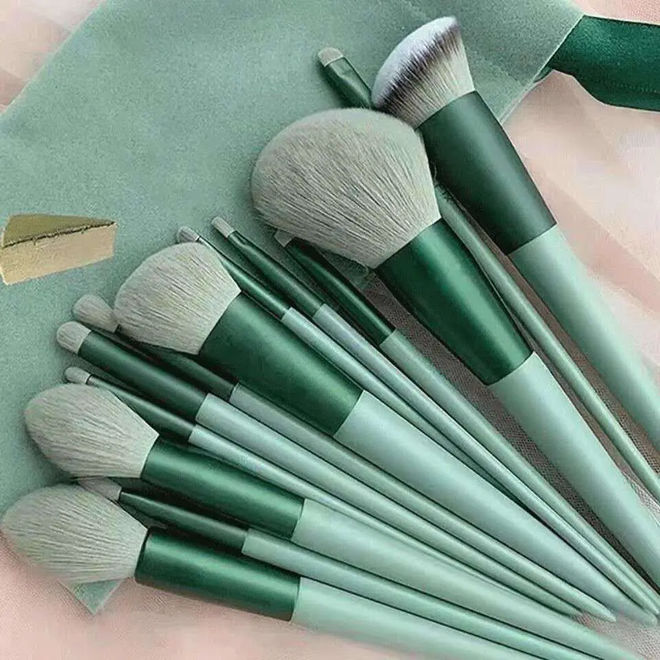 

8/10/13Pcs Portable Soft Makeup Brush Set Mini Powder Foundation Eyeshadow Eyelash Concealer Blush Make Up Beginer Cosmetic Tool