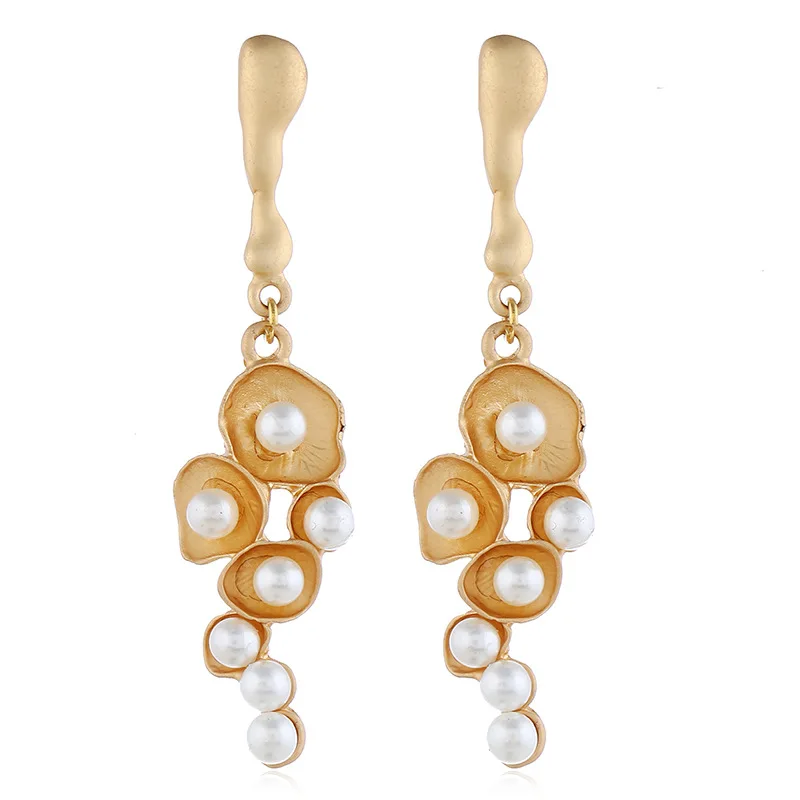 

New Fashion Creative Long Water Drop Pearl Irregular Metal Earrings Hip Hop Punk Dangle Earrings for Women Party Jewelry
